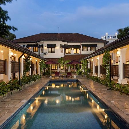 The Grand Walawwa Hotell Pinnawala  Exteriör bild